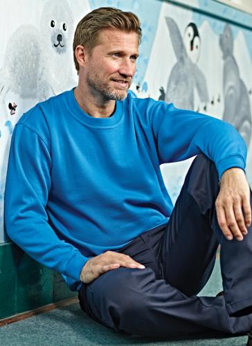 Personalised swaetshirts and jumpers with logo Embroidered